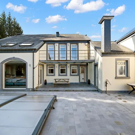 Luxury With Pool Holiday home Manhay
