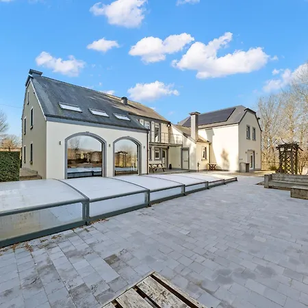 Luxury With Pool Holiday home *