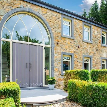 Luxury With Pool Holiday home