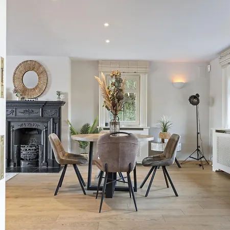 Holiday home Luxury With Pool Manhay