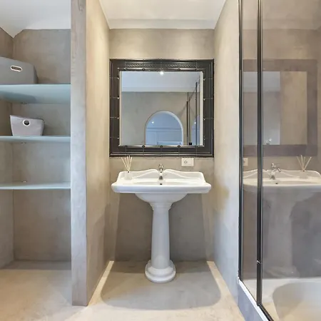 Holiday home Luxury With Pool