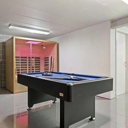 Luxury With Pool *