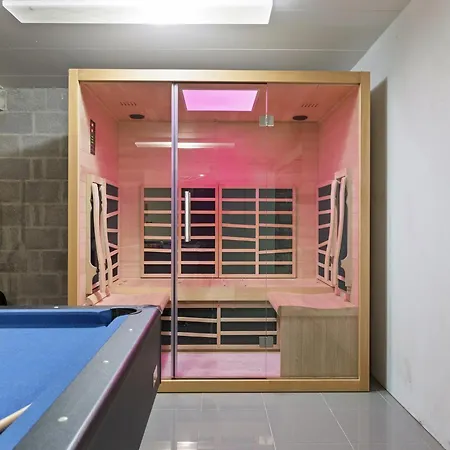 Holiday home Luxury With Pool Manhay